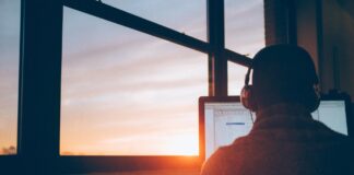 Η Google βάζει τέλος στα Universal Analytics - το GA4 το νέο standard