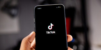 Τι Είναι το TikTok και Πώς Αλλάζει τον Κόσμο των Social Media